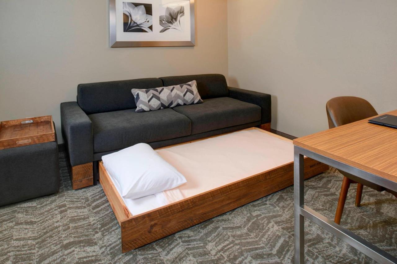 Springhill Suites St. Louis Brentwood Exteriér fotografie