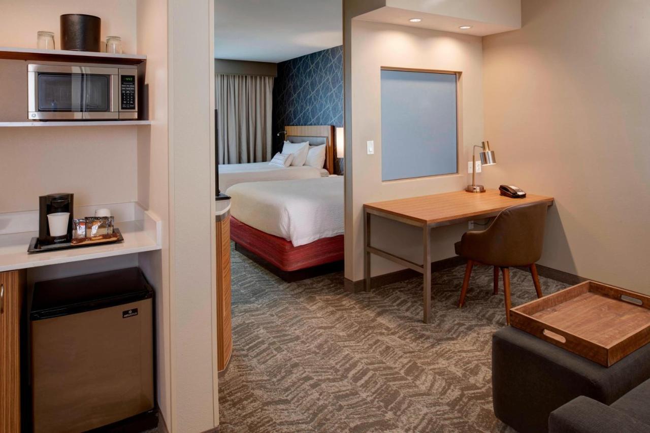 Springhill Suites St. Louis Brentwood Exteriér fotografie