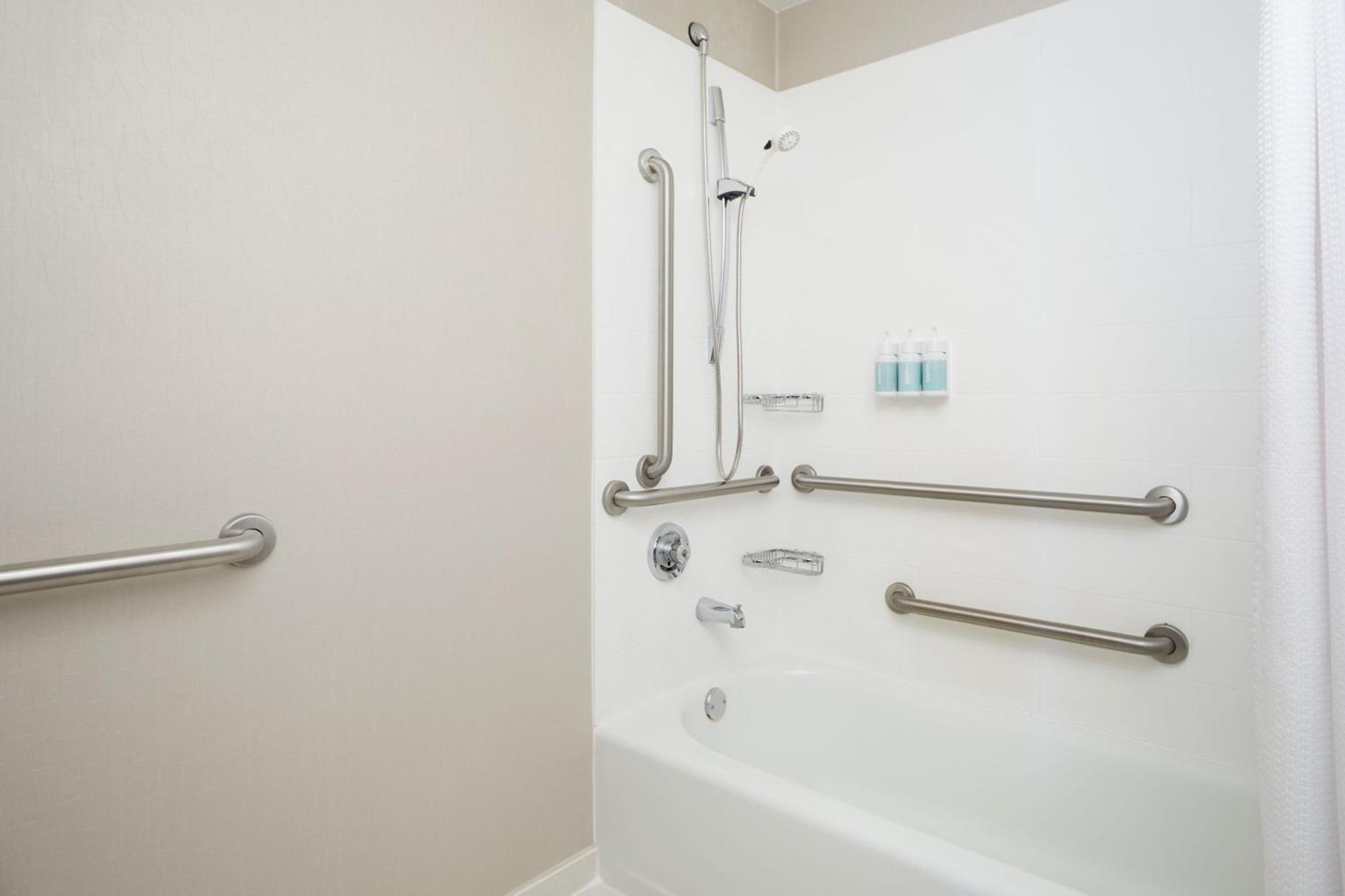 Springhill Suites St. Louis Brentwood Exteriér fotografie