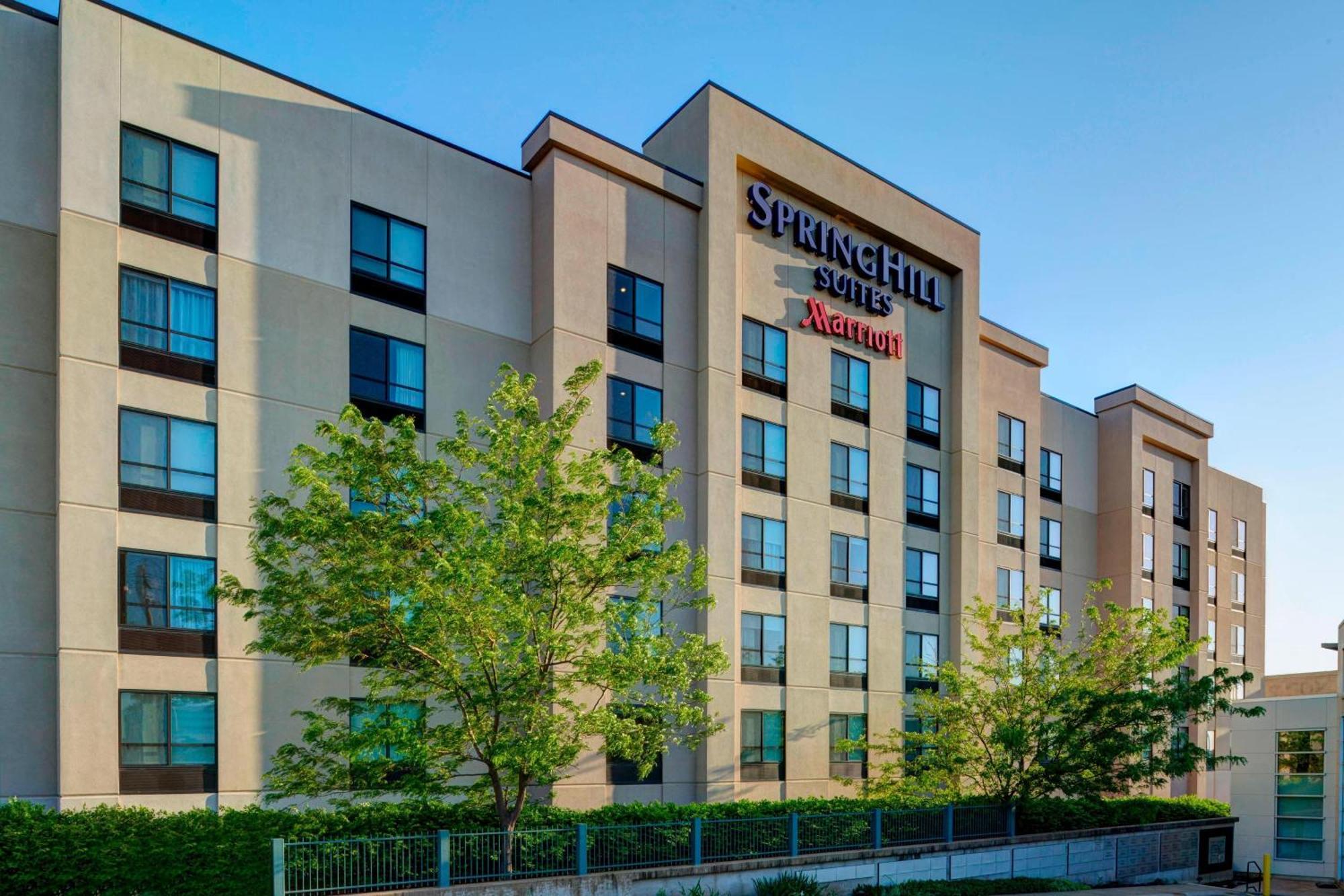 Springhill Suites St. Louis Brentwood Exteriér fotografie